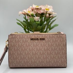 MK JDT LG DoubleZip Wristlet